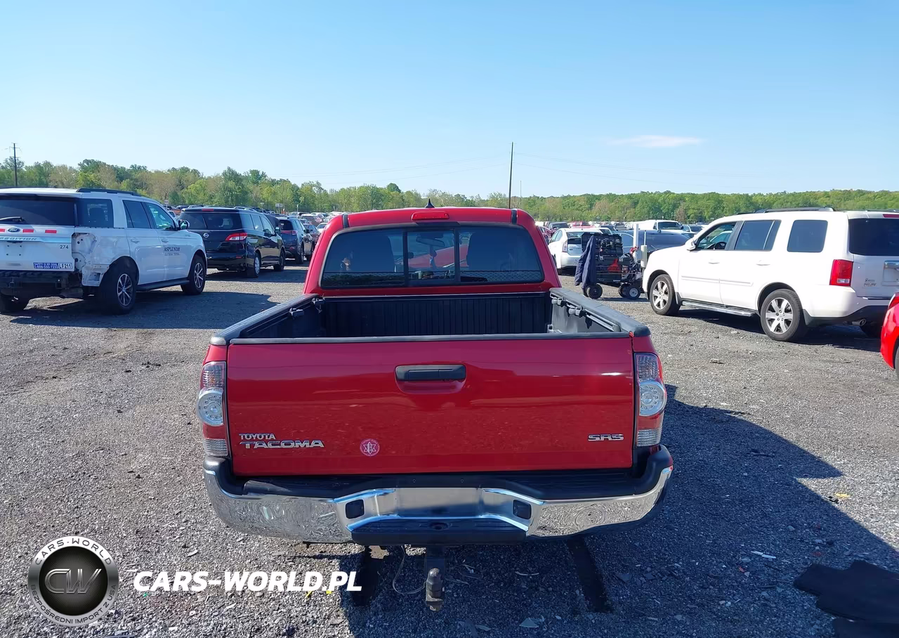 2015 Toyota Tacoma VIN:5TFTX4CN8FX053875 - 16