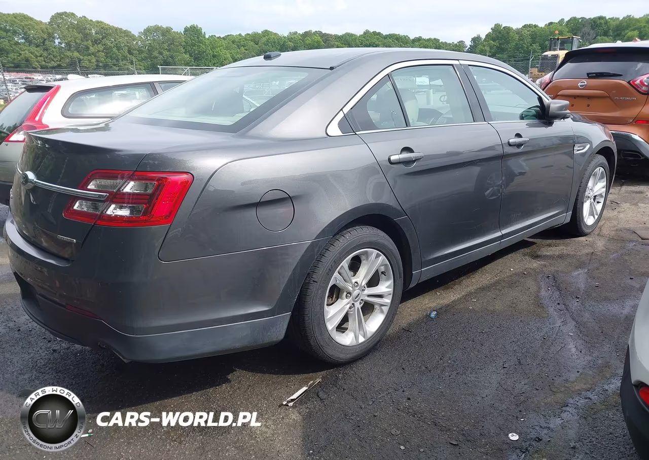 2016 Ford Taurus Se VIN:1FAHP2D81GG156808 - 4