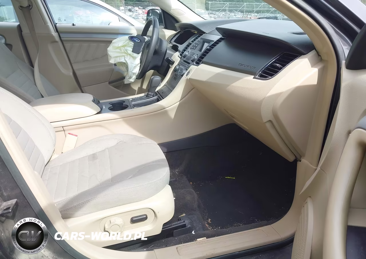 2016 Ford Taurus Se VIN:1FAHP2D81GG156808 - 5