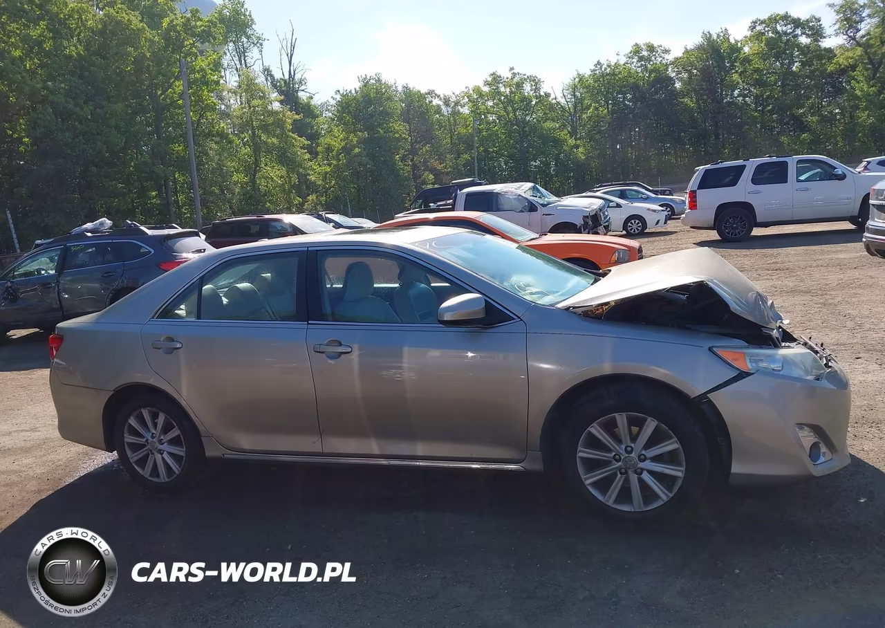 2013 Toyota Camry Xle VIN:4T4BF1FK9DR283200 - 13