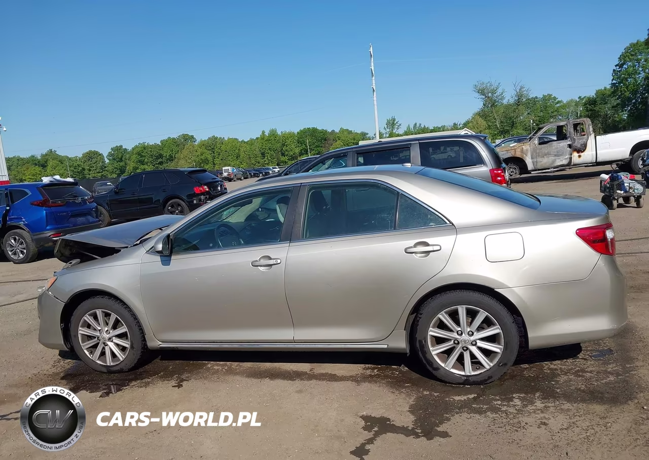 2013 Toyota Camry Xle VIN:4T4BF1FK9DR283200 - 14