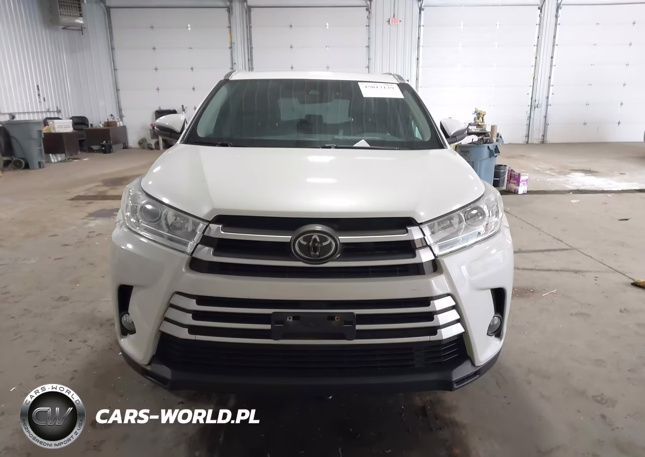 2018 Toyota Highlander Xle VIN:5TDJZRFHXJS493146 - 12