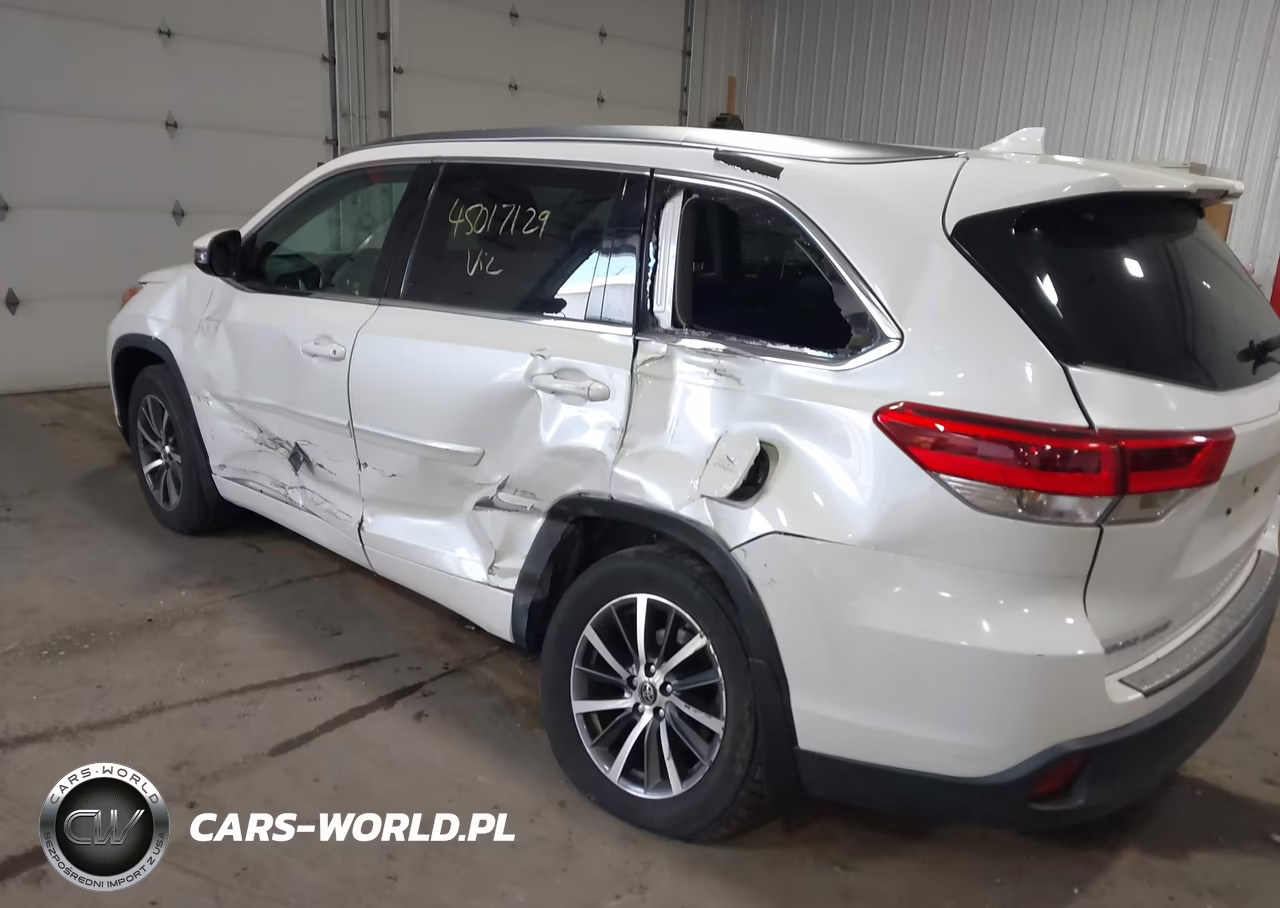 2018 Toyota Highlander Xle VIN:5TDJZRFHXJS493146 - 6