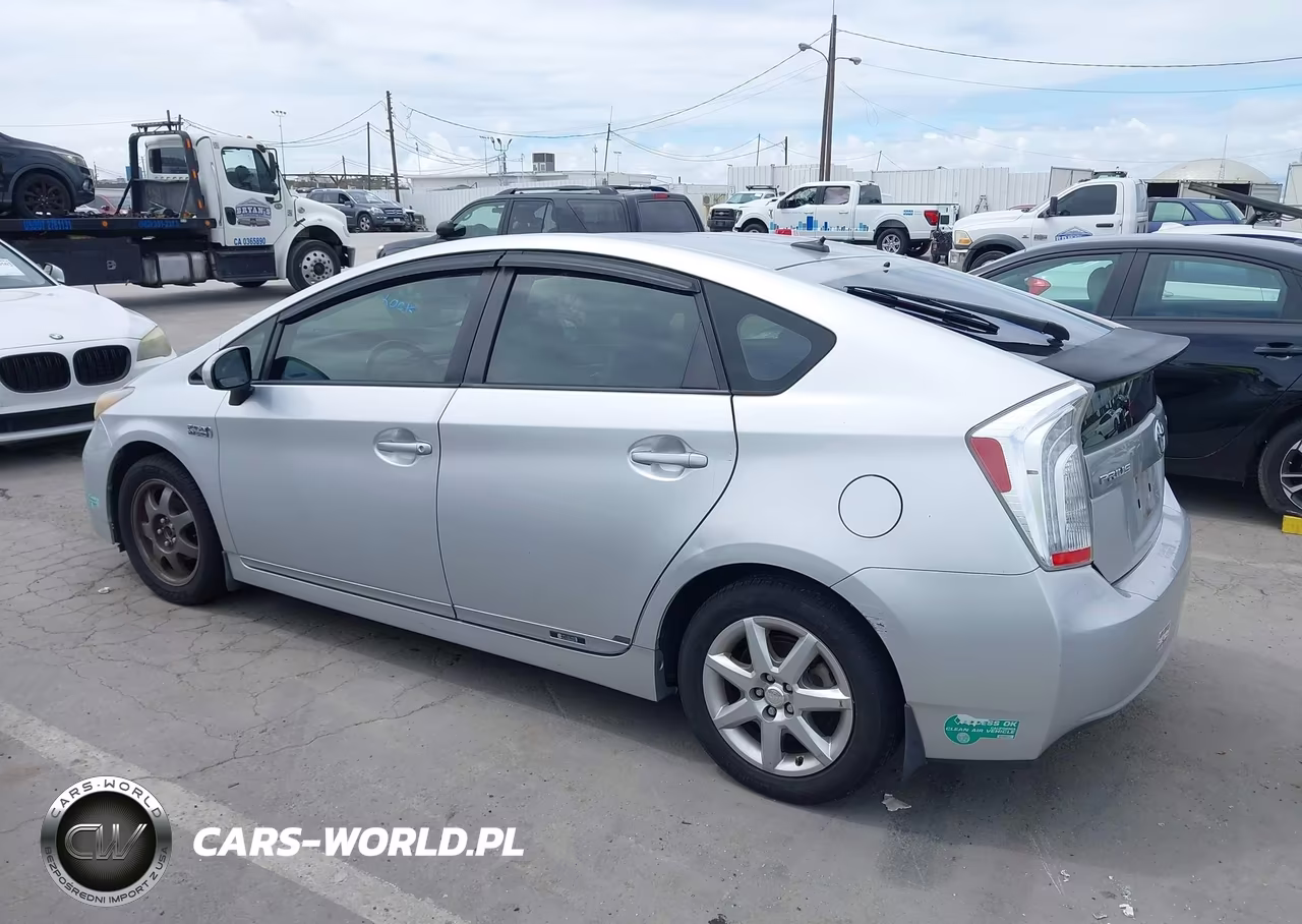 2012 Toyota Prius Plug-In VIN:JTDKN3DP2C3002404 - 13