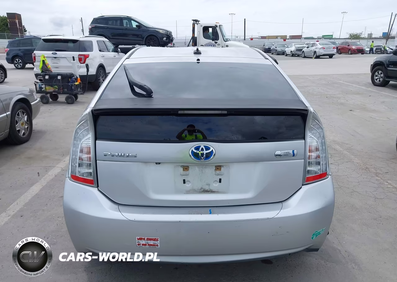 2012 Toyota Prius Plug-In VIN:JTDKN3DP2C3002404 - 15