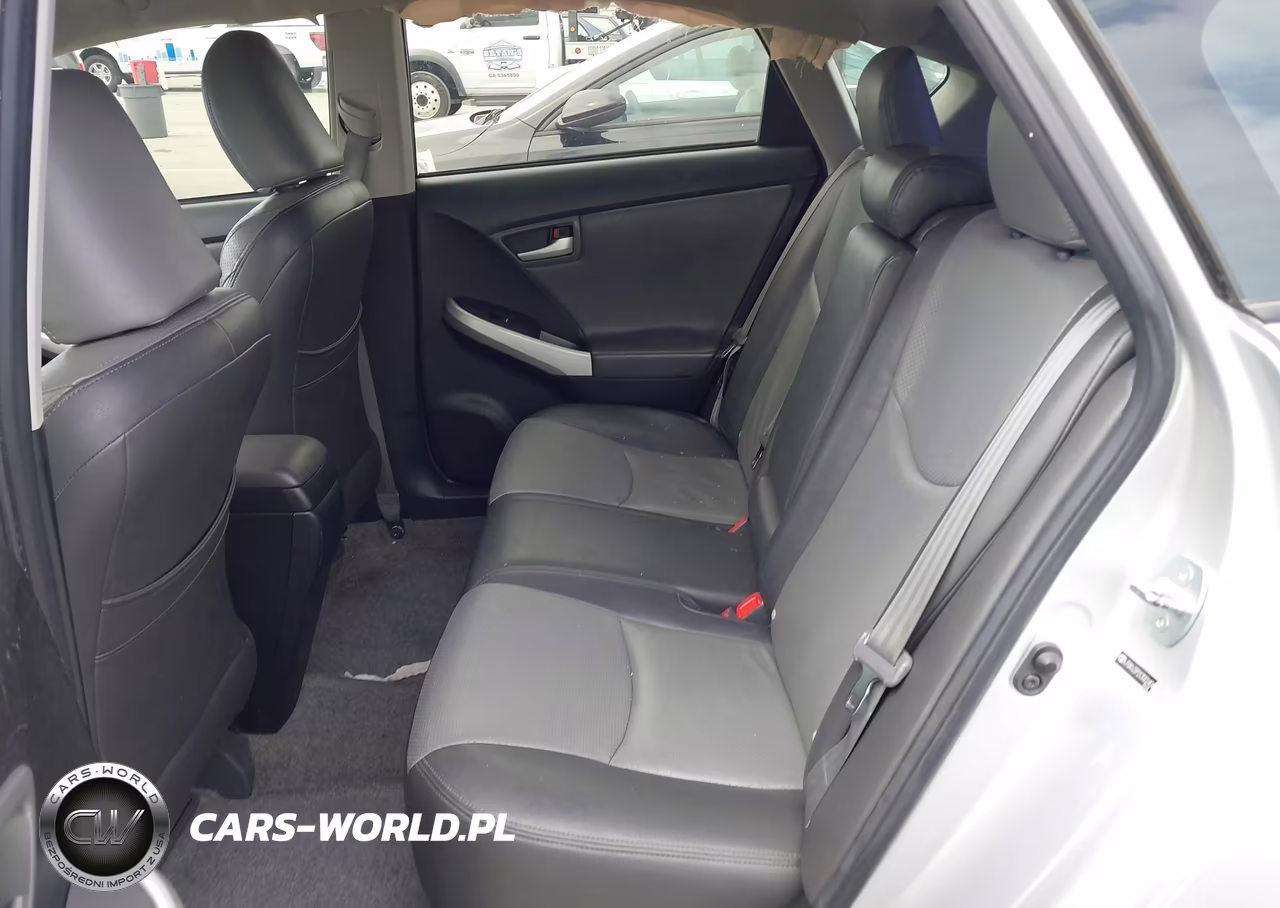 2012 Toyota Prius Plug-In VIN:JTDKN3DP2C3002404 - 8
