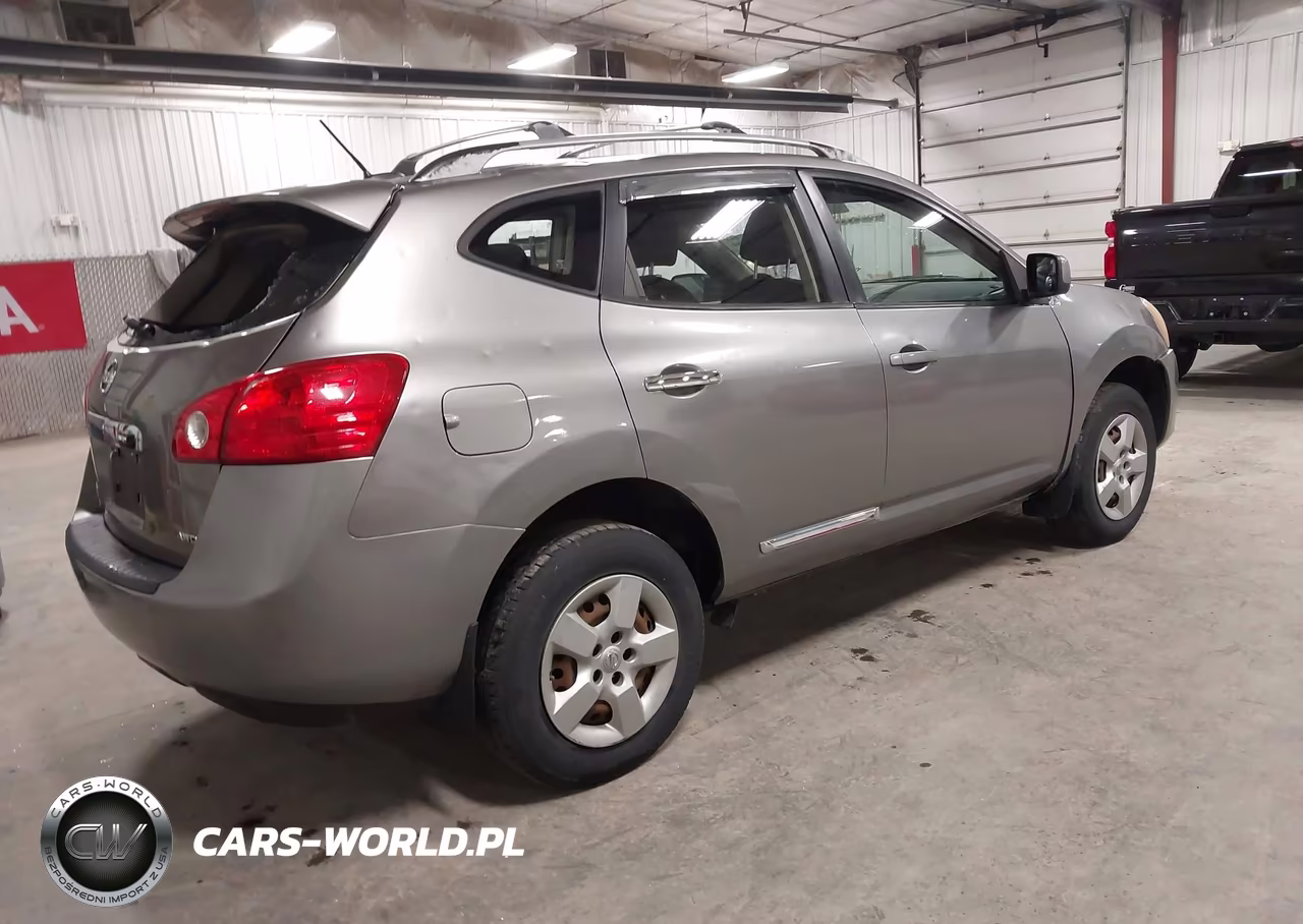 2014 Nissan Rogue Select S VIN:JN8AS5MVXEW709013 - 4