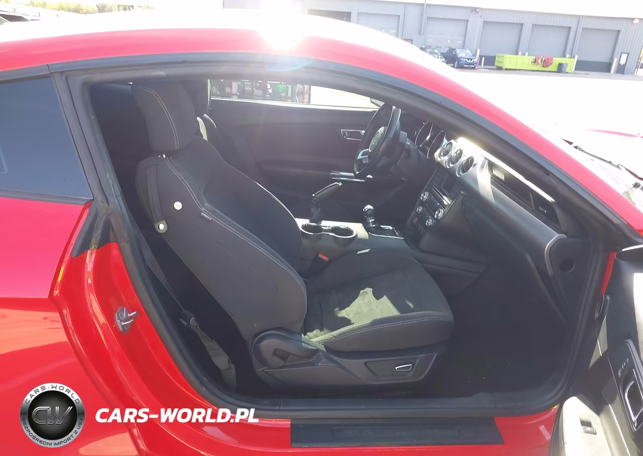 2017 Ford Mustang Ecoboost VIN:1FA6P8TH5H5240686 - 5