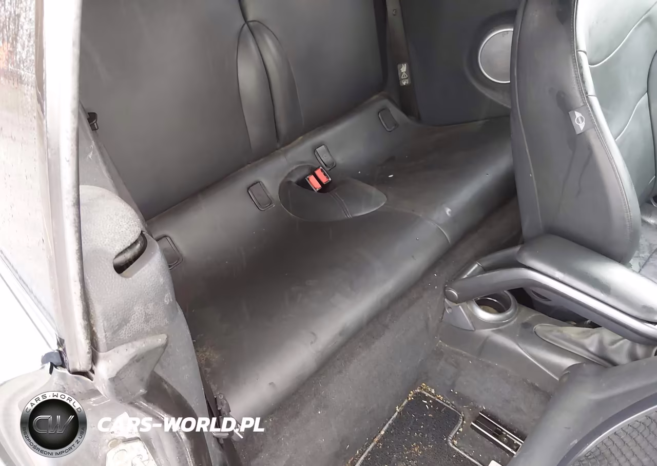 2005 Mini Cooper S VIN:WMWRH33575TF84623 - 8