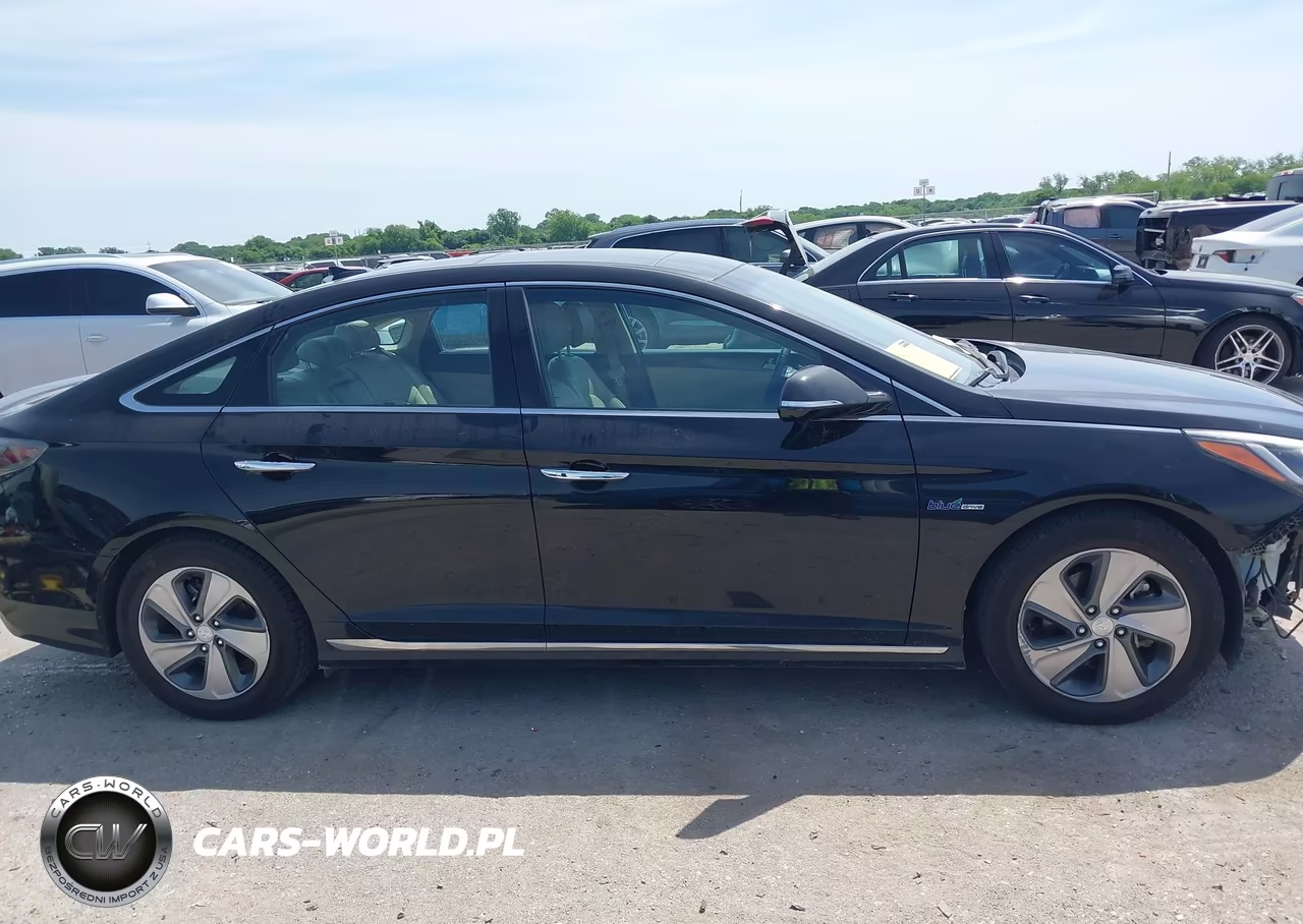 2017 Hyundai Sonata Hybrid Limited VIN:KMHE34L33HA067624 - 13