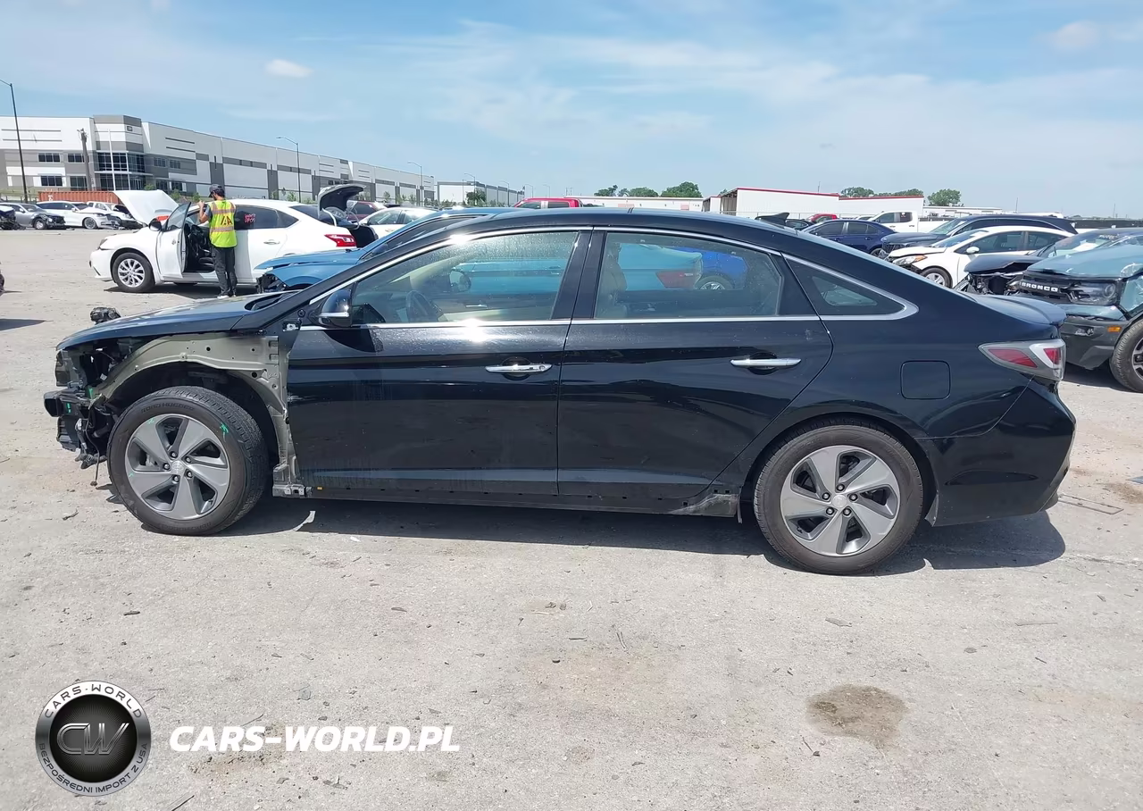 2017 Hyundai Sonata Hybrid Limited VIN:KMHE34L33HA067624 - 14