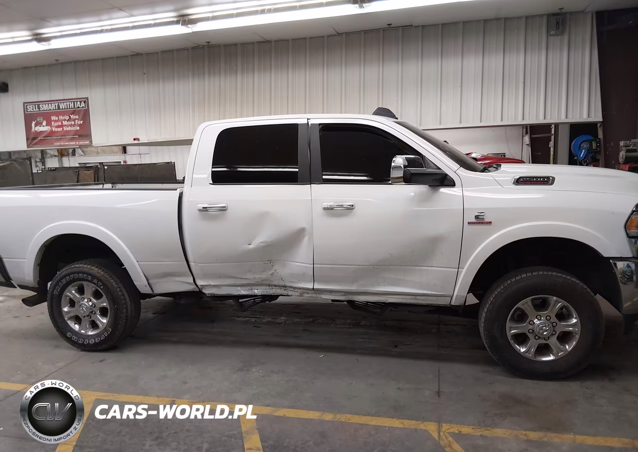 2021 Ram 2500 Laramie 4X4 6'4 Box VIN:3C6UR5FL8MG631187 - 13