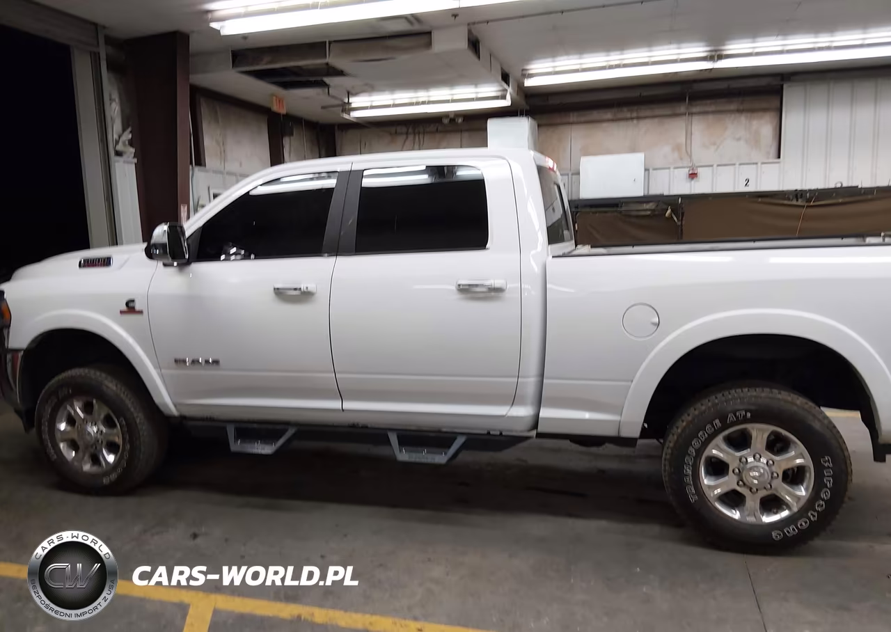 2021 Ram 2500 Laramie 4X4 6'4 Box VIN:3C6UR5FL8MG631187 - 14