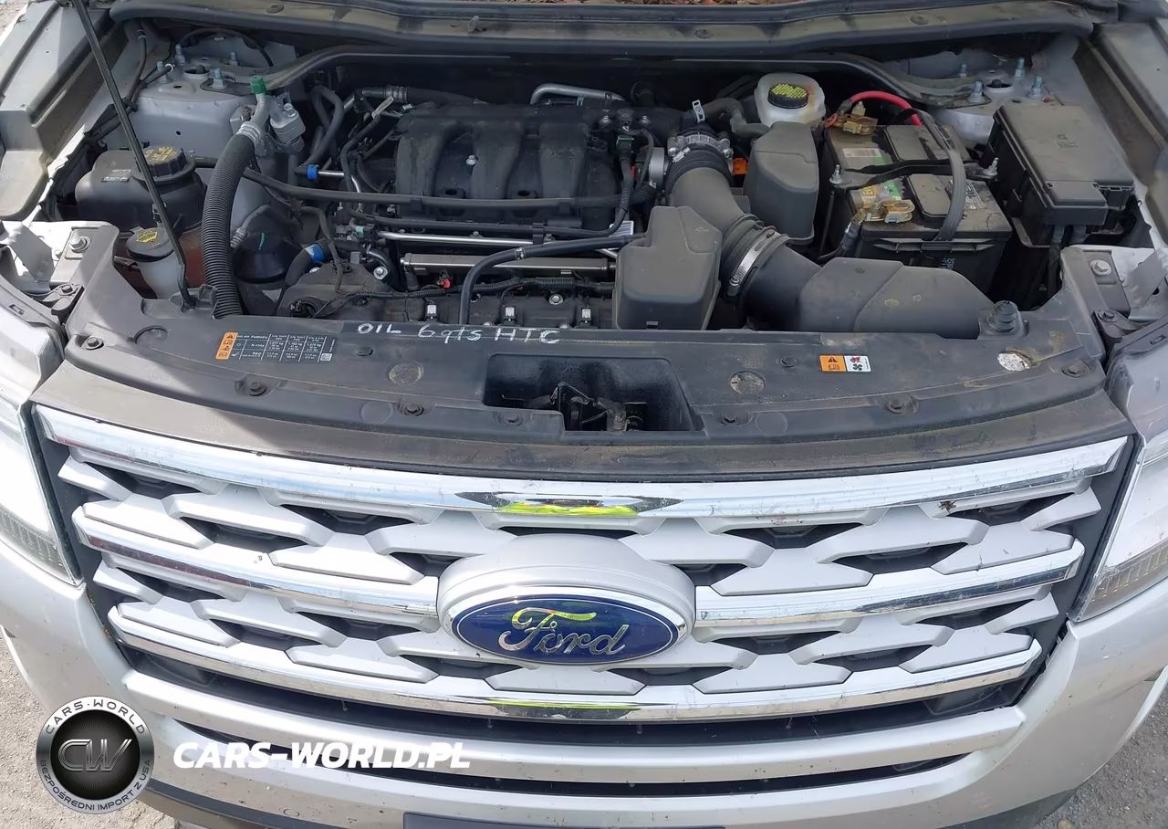 2019 Ford Explorer Xlt VIN:1FM5K7D82KGB34717 - 10