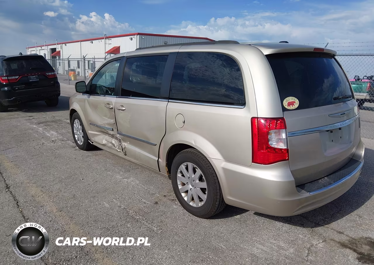 2014 Chrysler Town & Country Touring VIN:2C4RC1BGXER374272 - 3