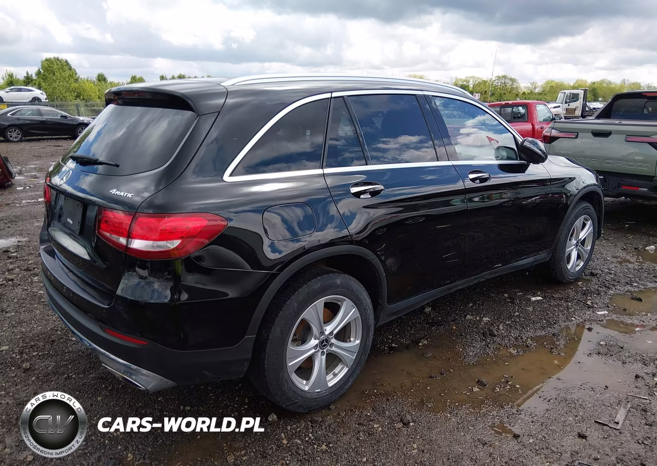 2017 Mercedes-Benz Glc 300 4Matic VIN:WDC0G4KB1HF254322 - 4