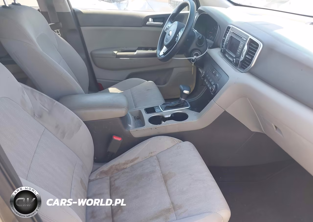 2019 Kia Sportage Lx VIN:KNDPM3AC4K7551930 - 5