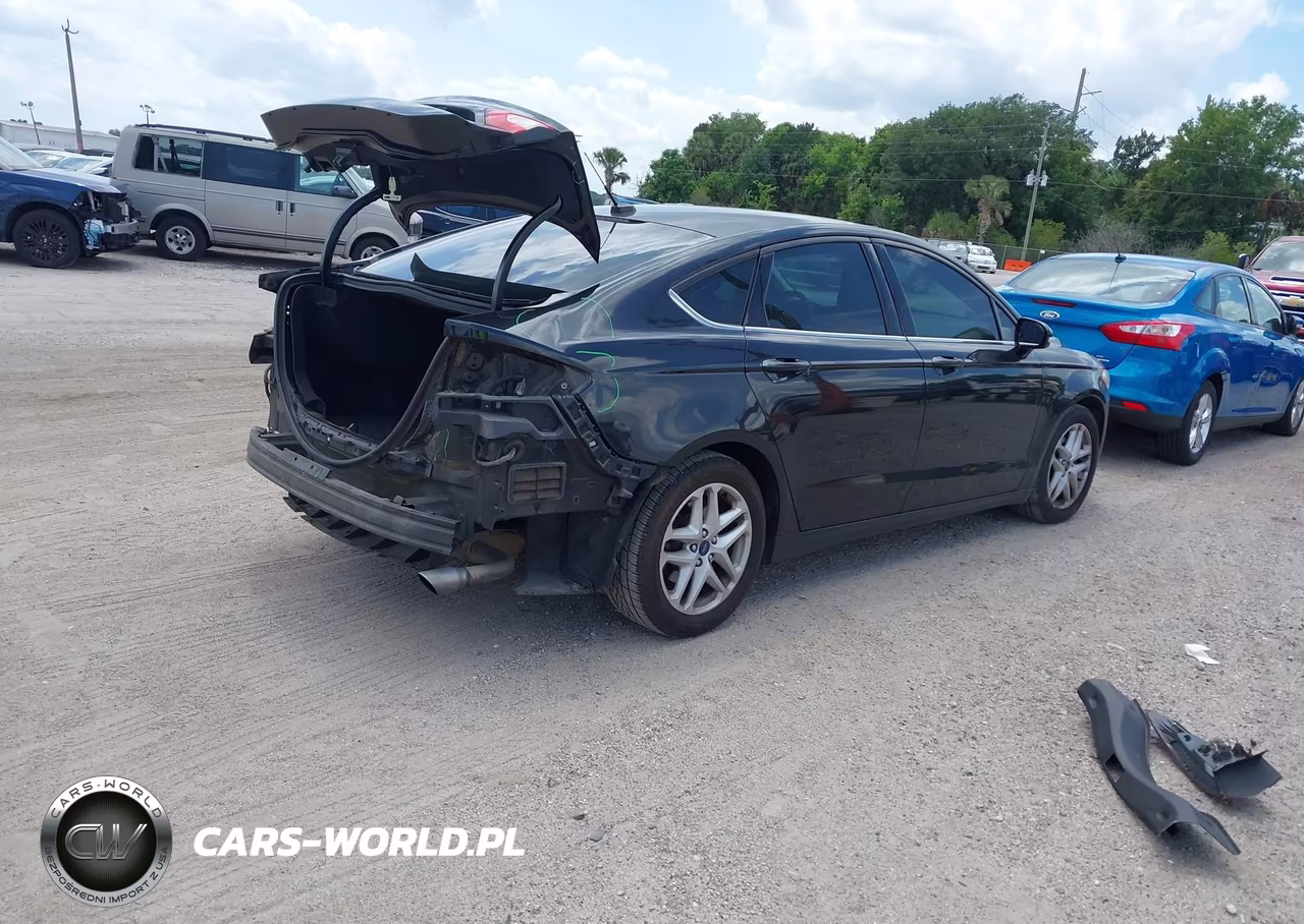 2014 Ford Fusion Se VIN:3FA6P0H77ER329816 - 4