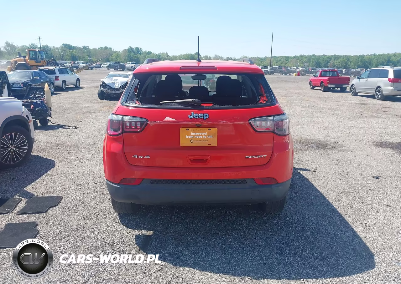 2018 Jeep Compass Sport 4X4 VIN:3C4NJDAB9JT143639 - 16
