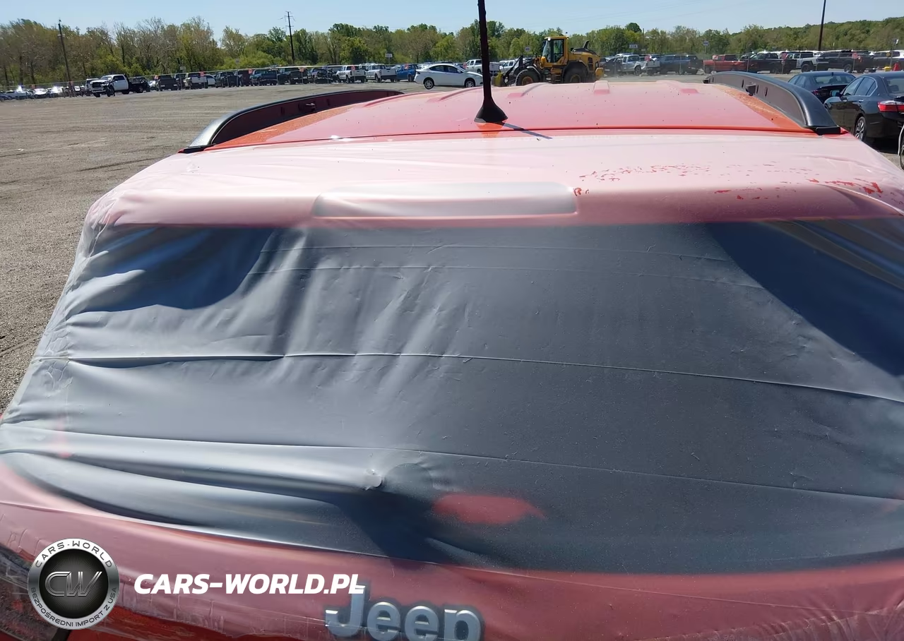 2018 Jeep Compass Sport 4X4 VIN:3C4NJDAB9JT143639 - 17