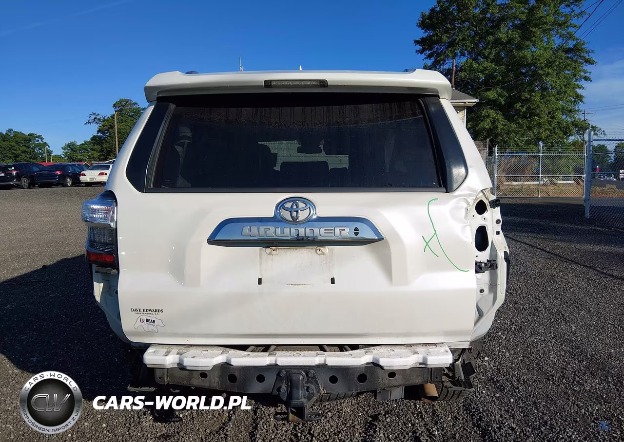 2018 Toyota 4Runner Limited VIN:JTEZU5JR4J5165068 - 16