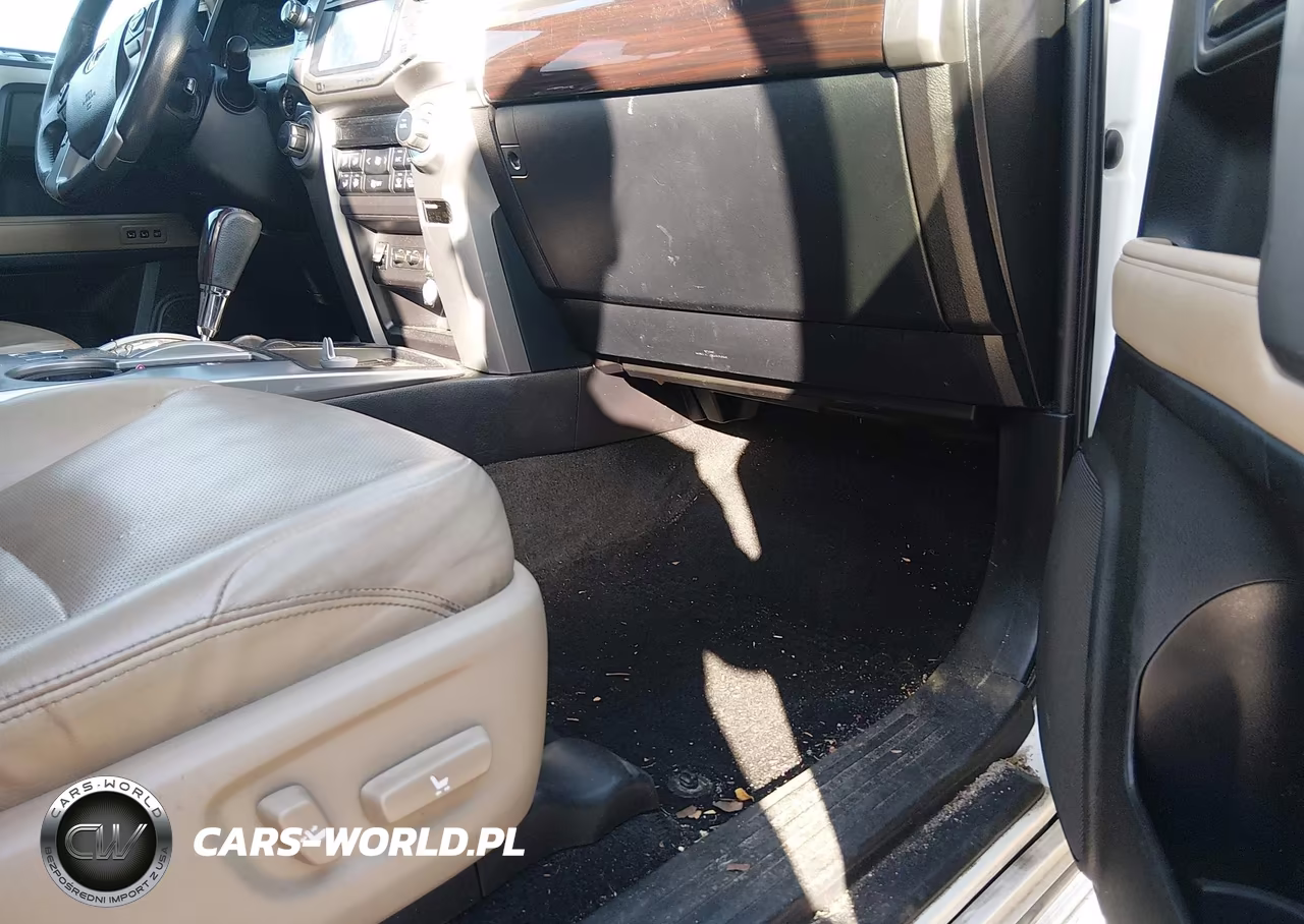2018 Toyota 4Runner Limited VIN:JTEZU5JR4J5165068 - 5