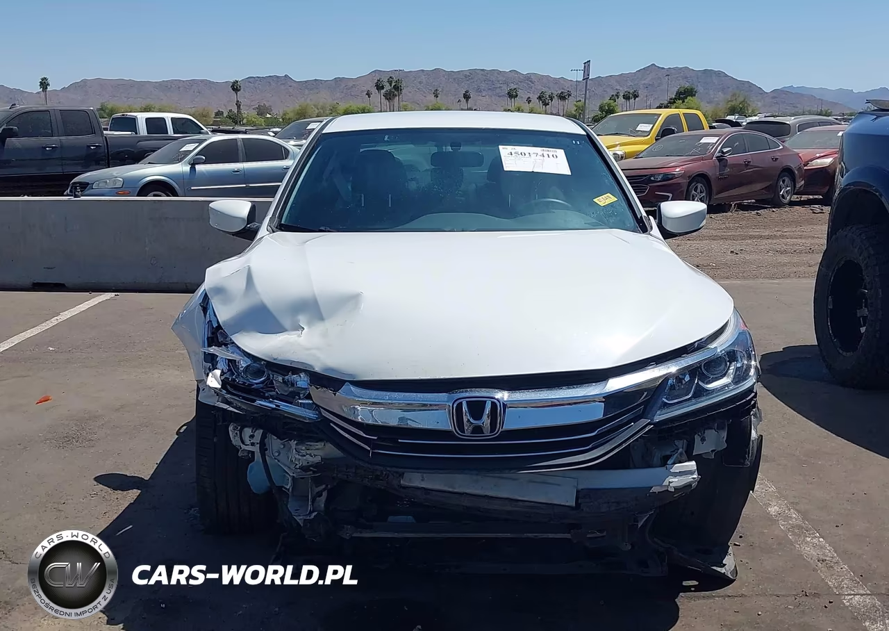 2017 Honda Accord Sport VIN:1HGCR2F51HA083138 - 13