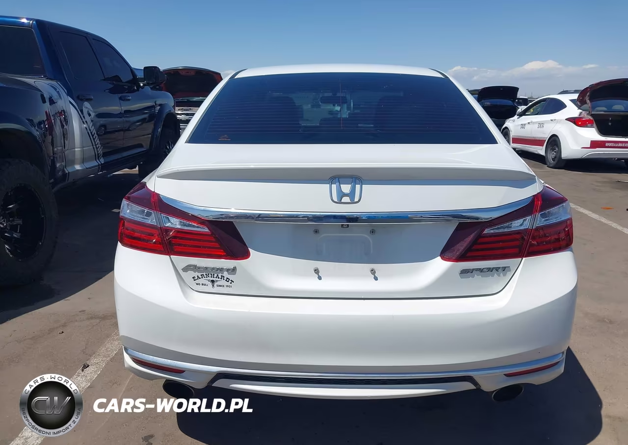 2017 Honda Accord Sport VIN:1HGCR2F51HA083138 - 17