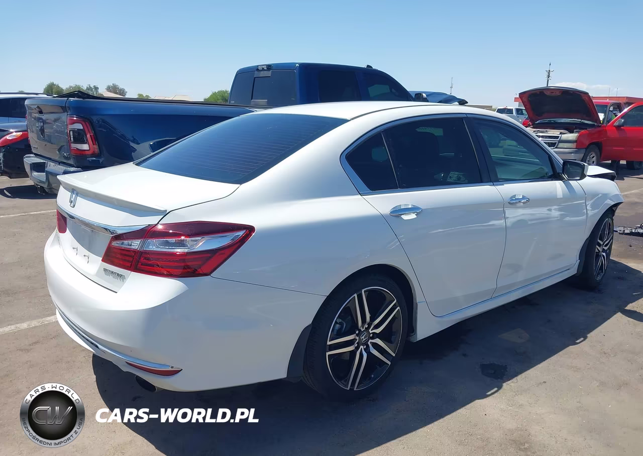 2017 Honda Accord Sport VIN:1HGCR2F51HA083138 - 4