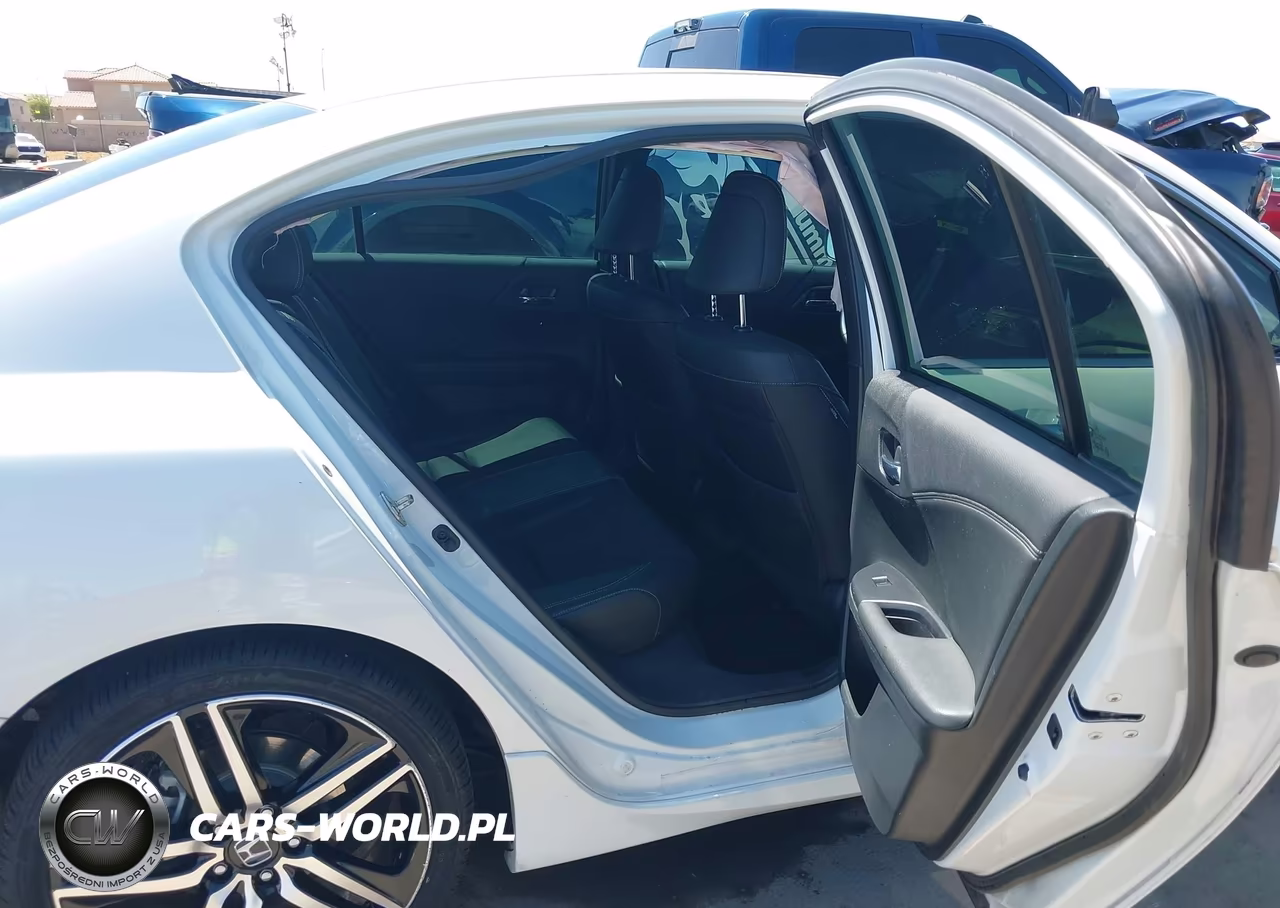 2017 Honda Accord Sport VIN:1HGCR2F51HA083138 - 8