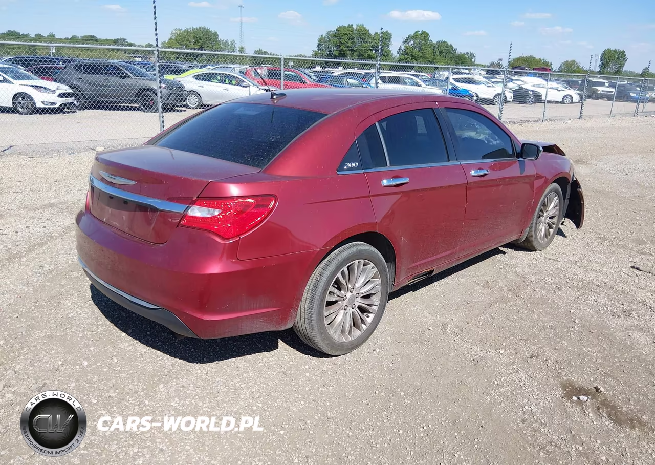 2012 Chrysler 200 Limited VIN:1C3CCBCB0CN263369 - 4