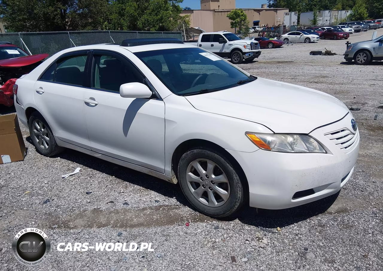 2008 Toyota Camry Le – zdjęcie 1 z 11