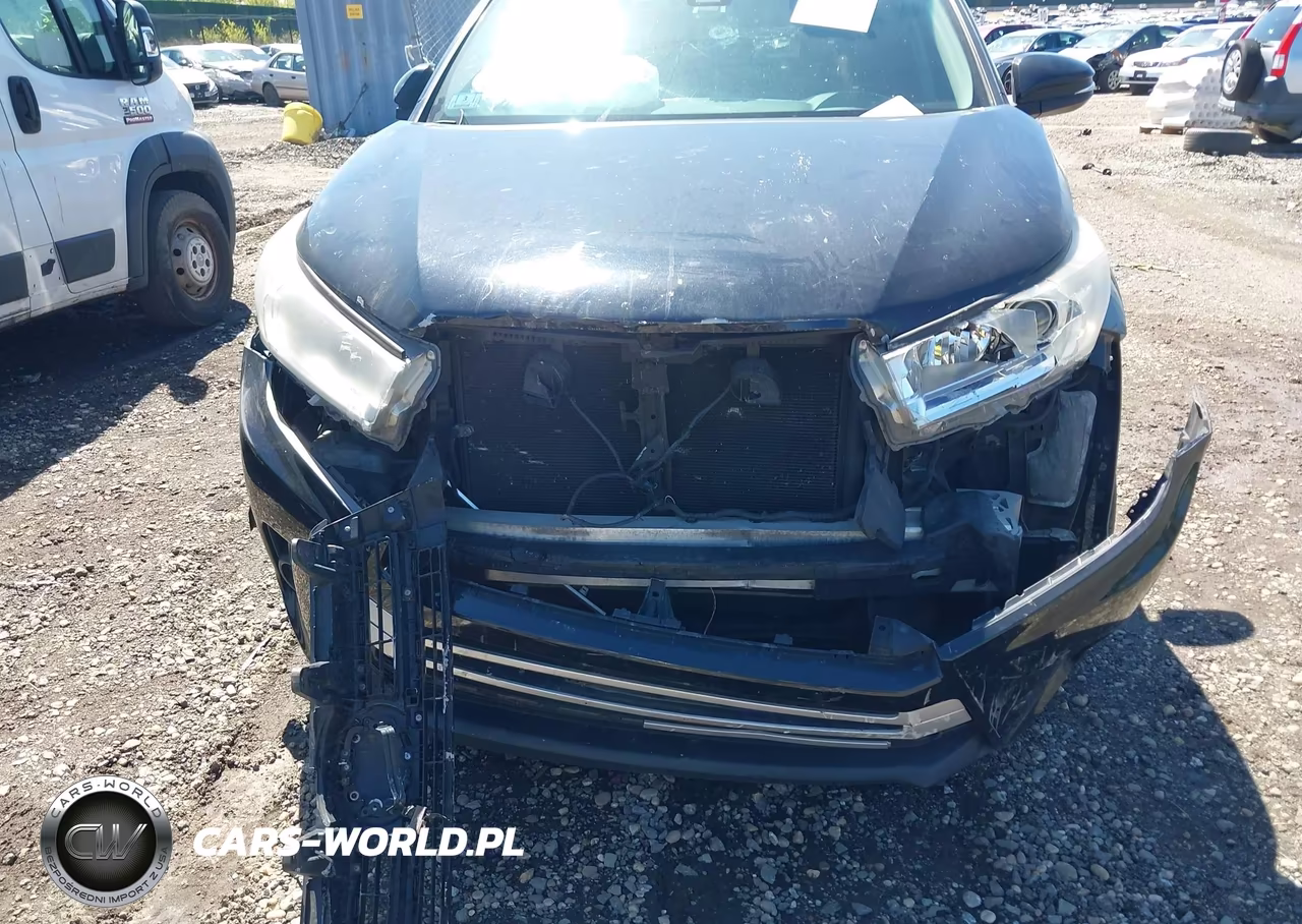 2017 Toyota Highlander Le VIN:5TDBZRFH2HS458146 - 12