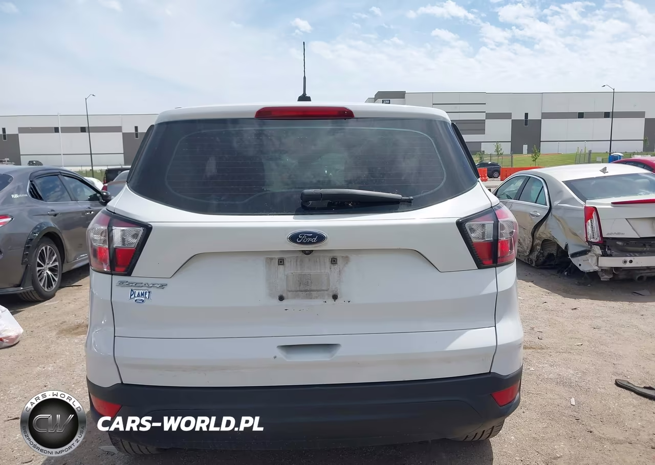2018 Ford Escape S VIN:1FMCU0F72JUD58387 - 16