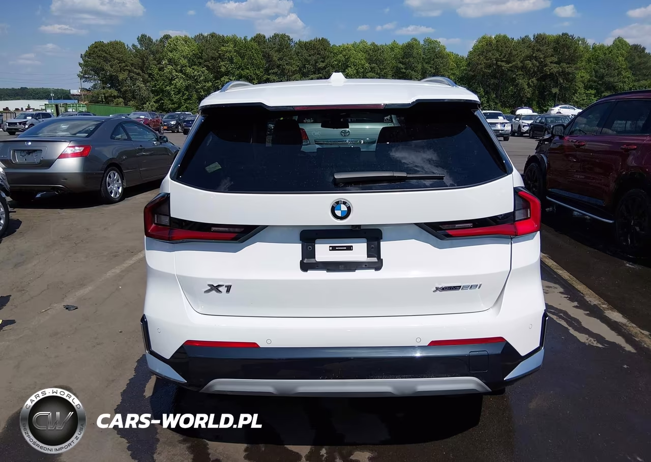 2025 BMW X1 xDrive28I VIN:WBX73EF04S5049088 - 16