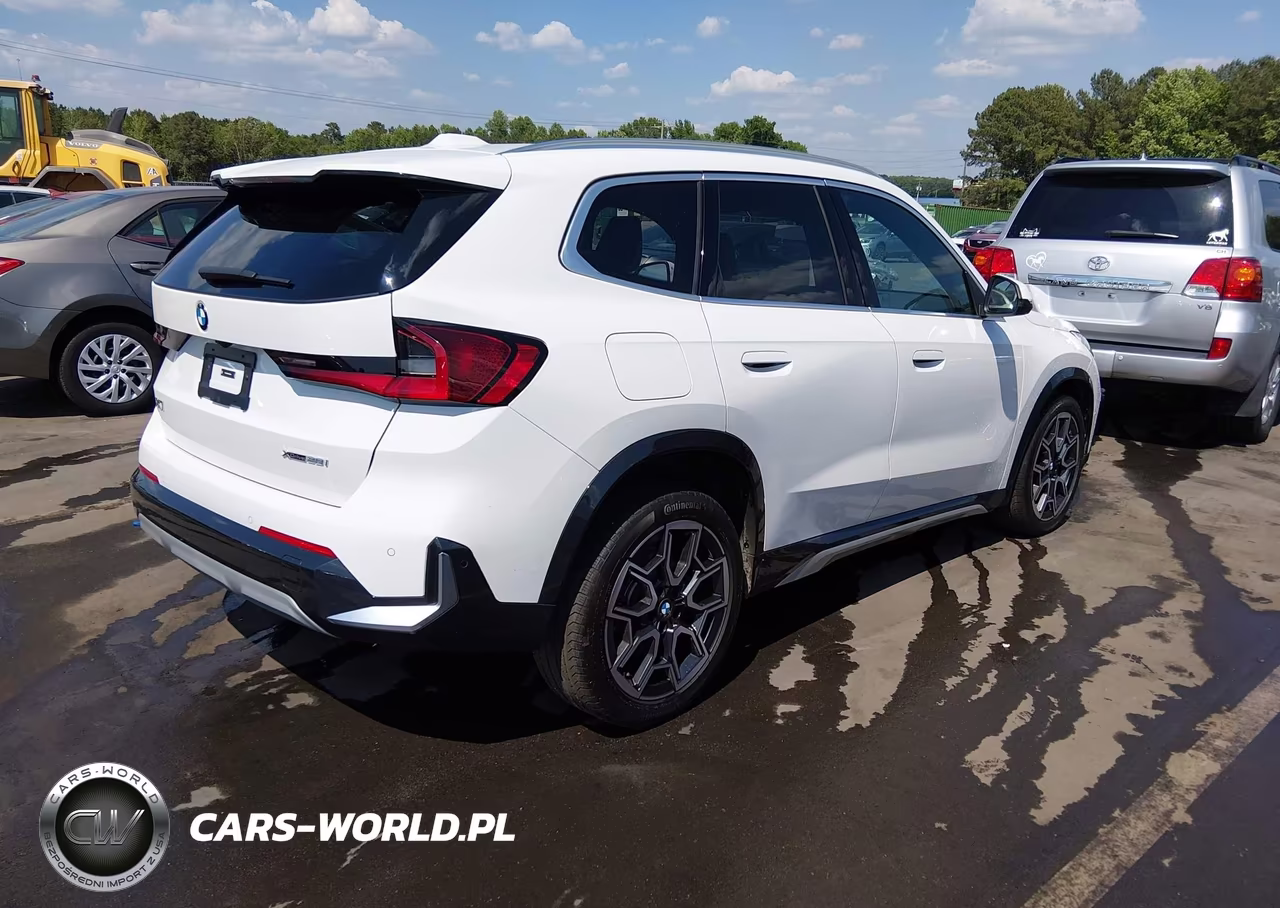 2025 BMW X1 xDrive28I VIN:WBX73EF04S5049088 - 4