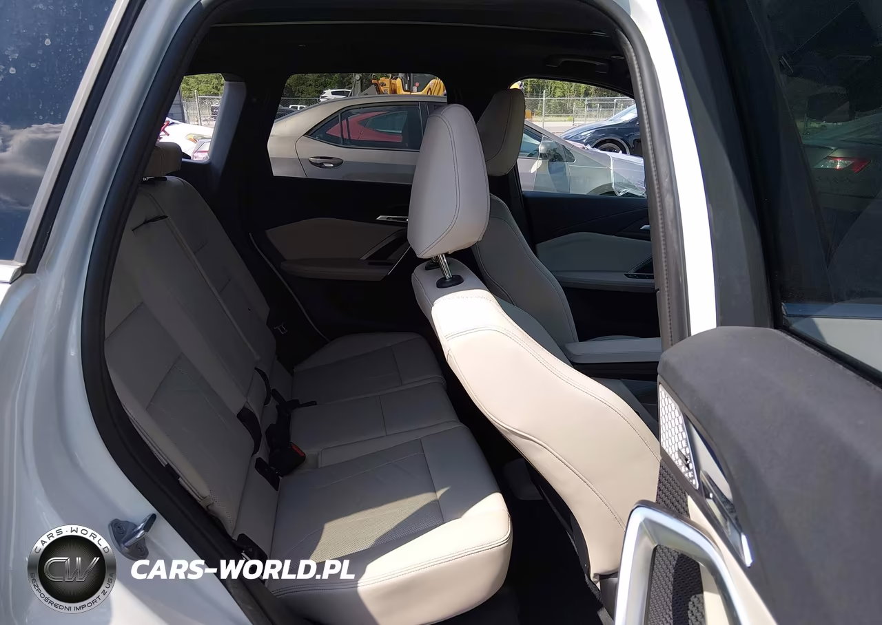 2025 BMW X1 xDrive28I VIN:WBX73EF04S5049088 - 8