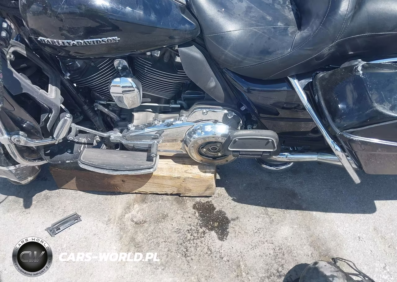 2019 Harley-Davidson Flhtk VIN:1HD1KEF16KB648296 - 9