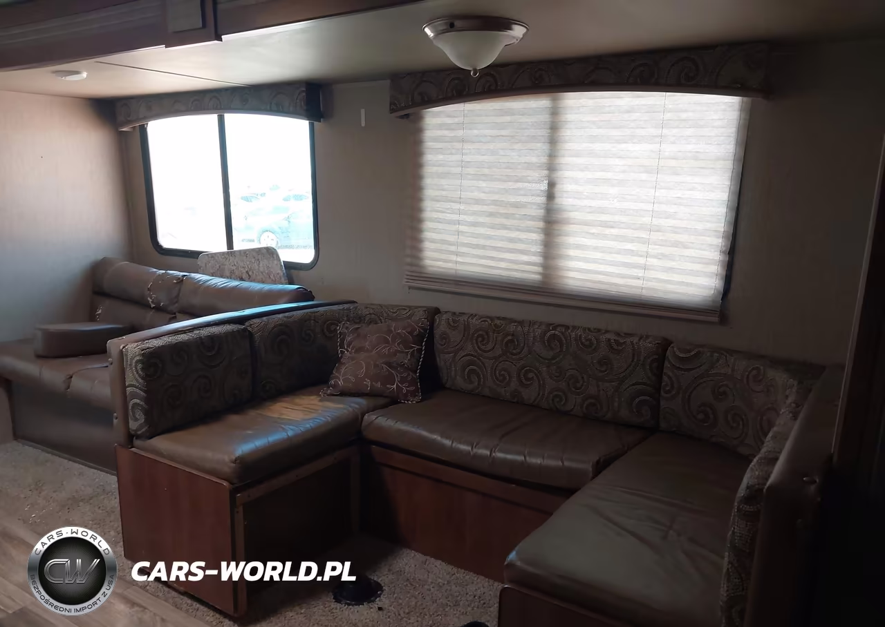 2017 Keystone Passport Travel Trailer VIN:4YDT28927HT410862 - 5
