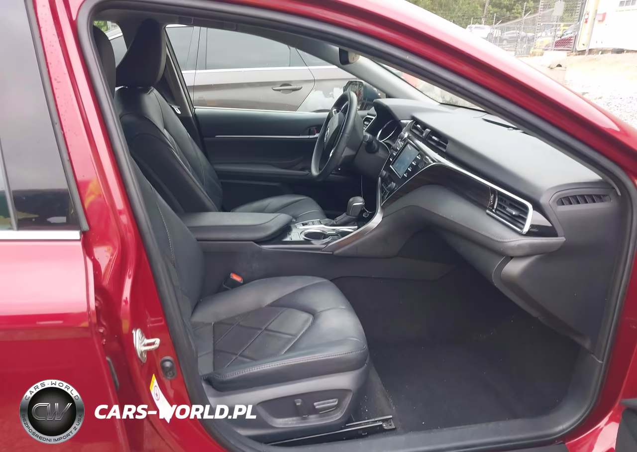 2018 Toyota Camry Xle VIN:4T1B11HK1JU665948 - 5