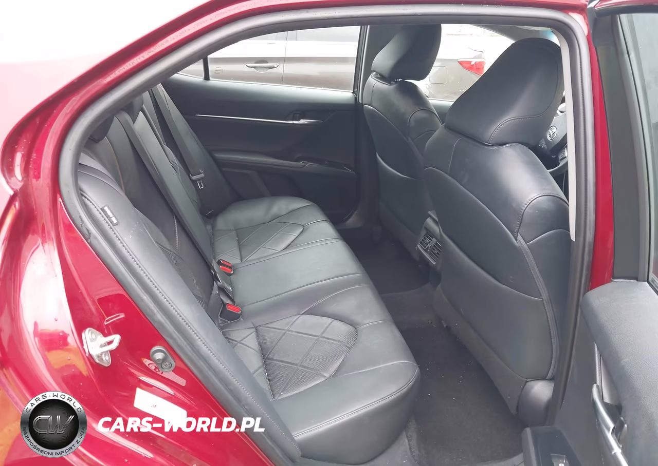 2018 Toyota Camry Xle VIN:4T1B11HK1JU665948 - 8