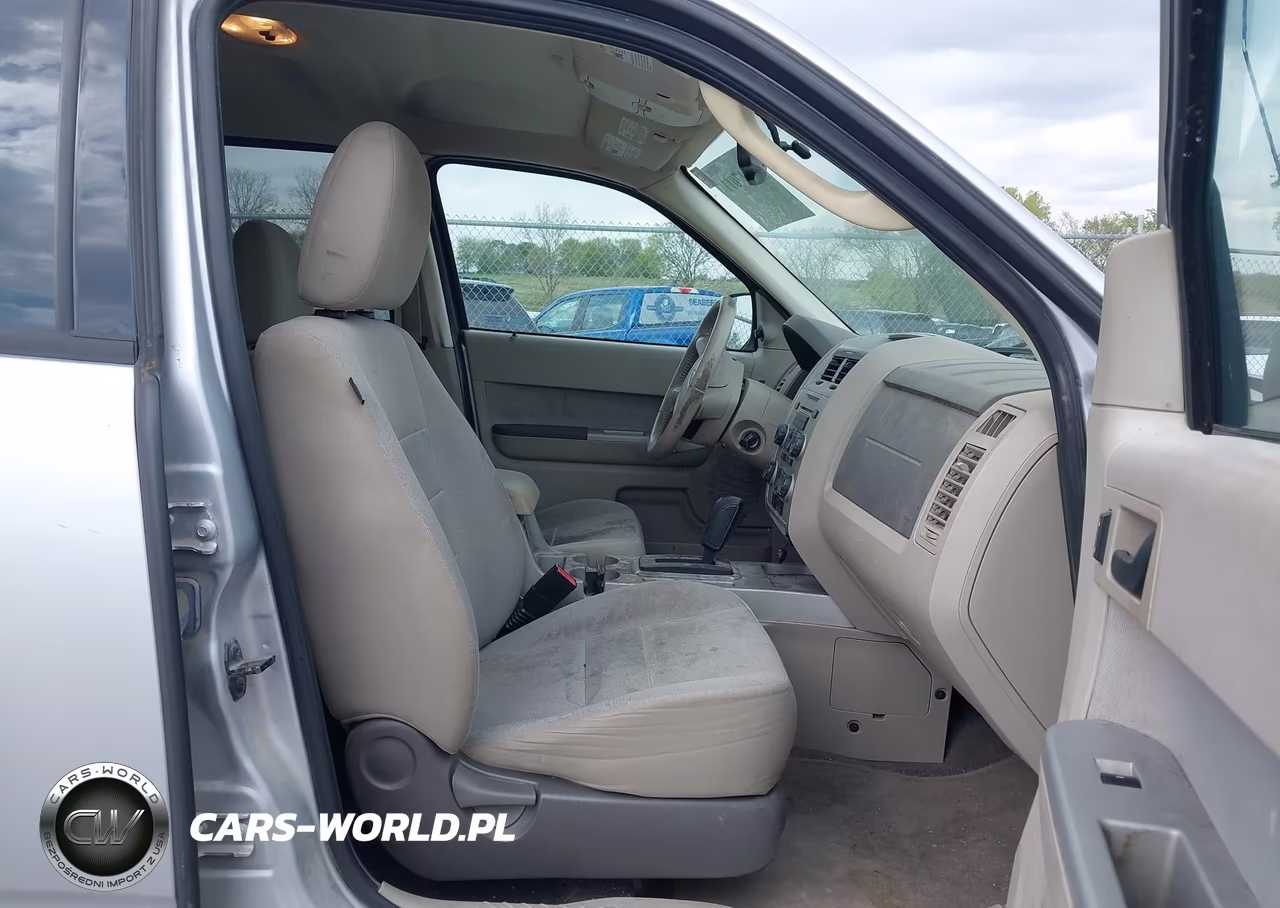 2011 Ford Escape Xlt VIN:1FMCU0D78BKA33162 - 5