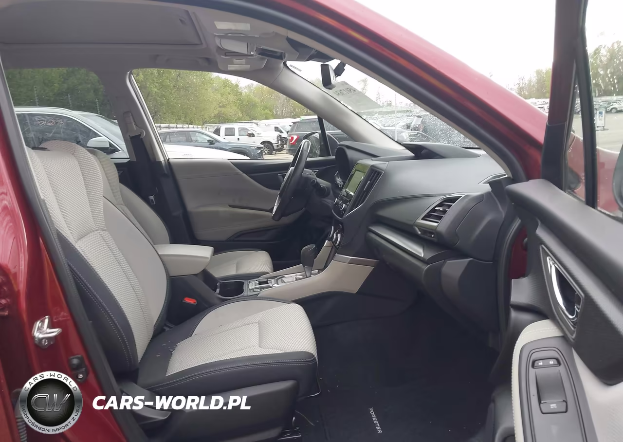 2023 Subaru Forester Premium VIN:JF2SKAEC1PH461233 - 5