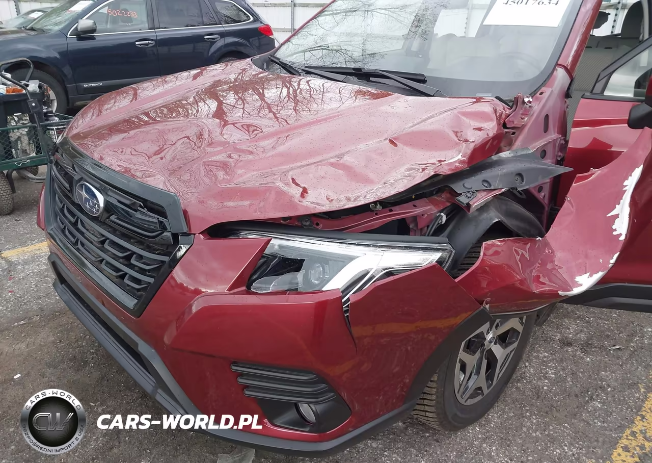 2023 Subaru Forester Premium VIN:JF2SKAEC1PH461233 - 6