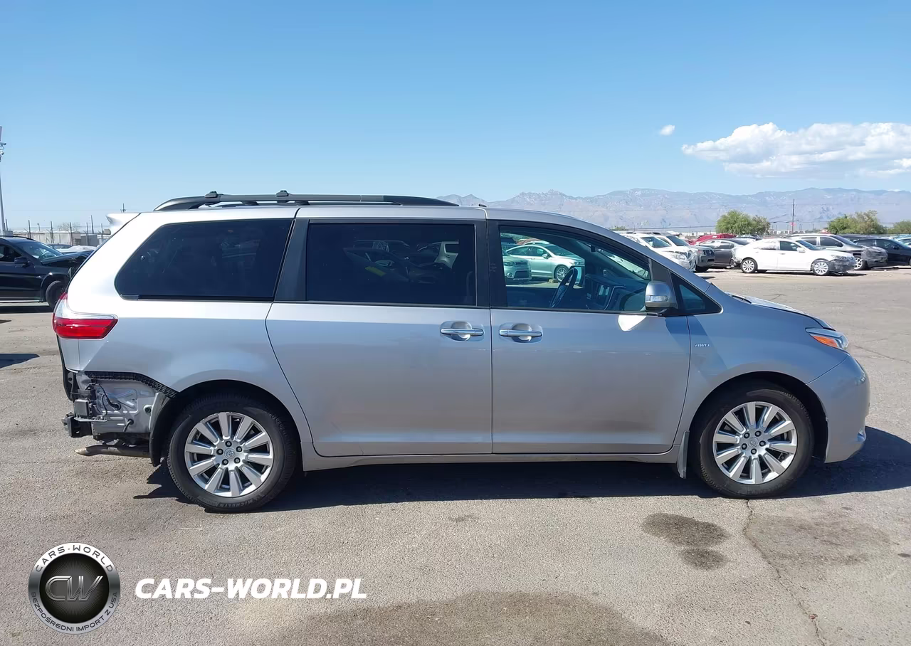 2017 Toyota Sienna Limited 7 Passenger VIN:5TDDZ3DC2HS149970 - 14
