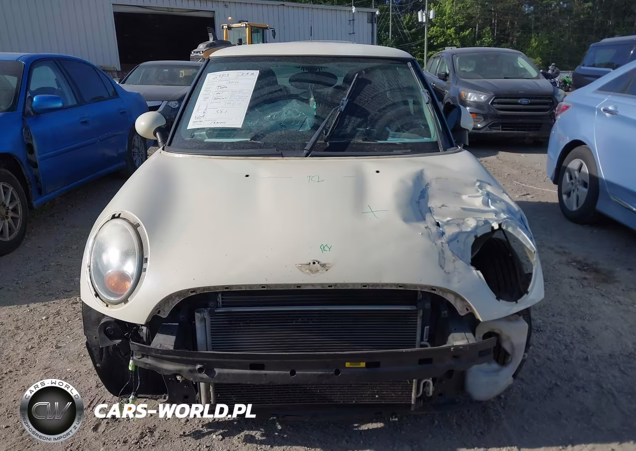 2009 Mini Cooper VIN:WMWMF33579TW75149 - 6