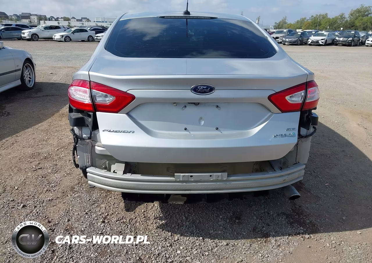 2016 Ford Fusion Se Hybrid VIN:3FA6P0LU0GR357991 - 6