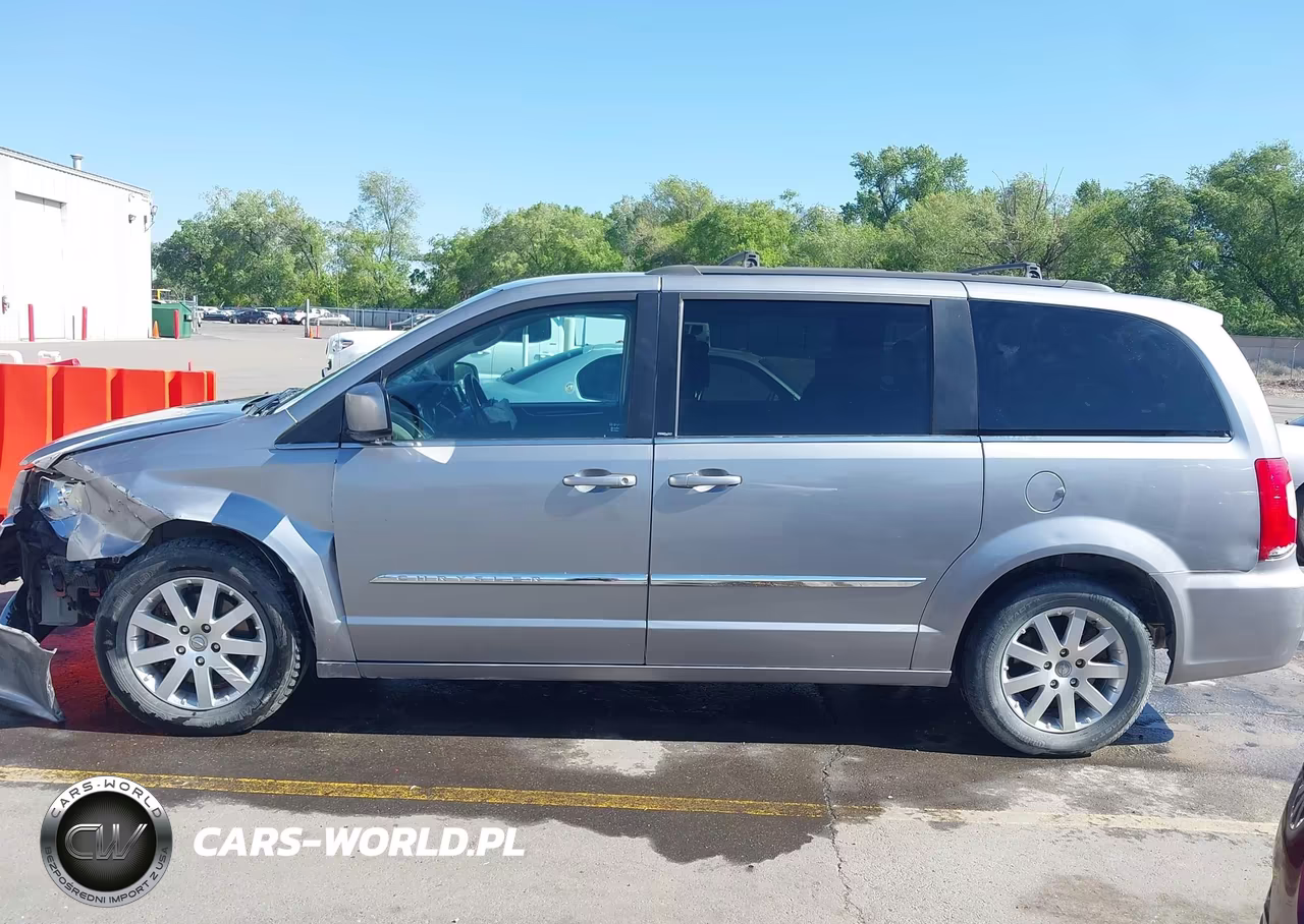 2013 Chrysler Town & Country Touring VIN:2C4RC1BG5DR684019 - 14