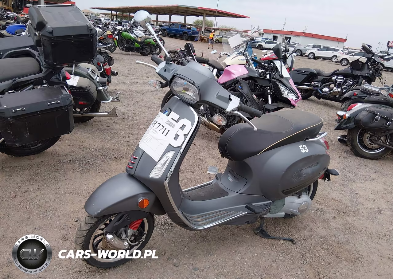2016 Vespa Sprint 150 3V VIN:ZAPM818G4G5401614 - 2