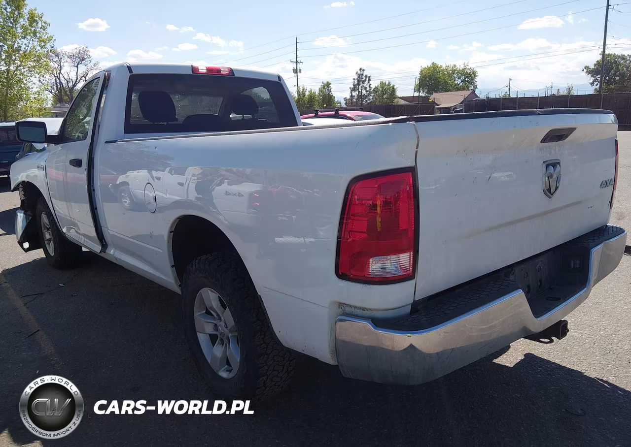 2018 Ram 1500 Tradesman 4X4 8' Box VIN:3C6JR7DT5JG140119 - 3